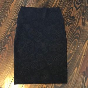 Black LulaRoe Cassie skirt
